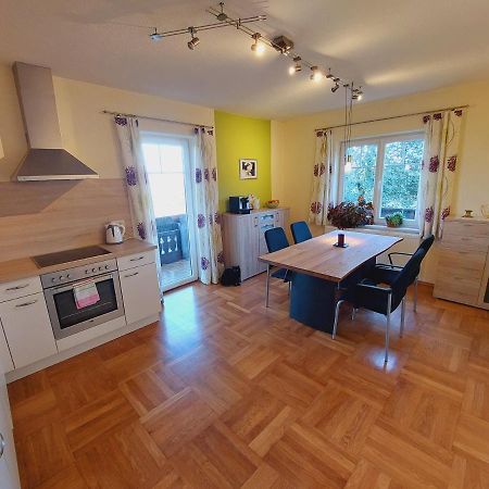 Ferienwohnung Lucy Am Lonitzberg 斯特恩克申艾姆弗尔 外观 照片