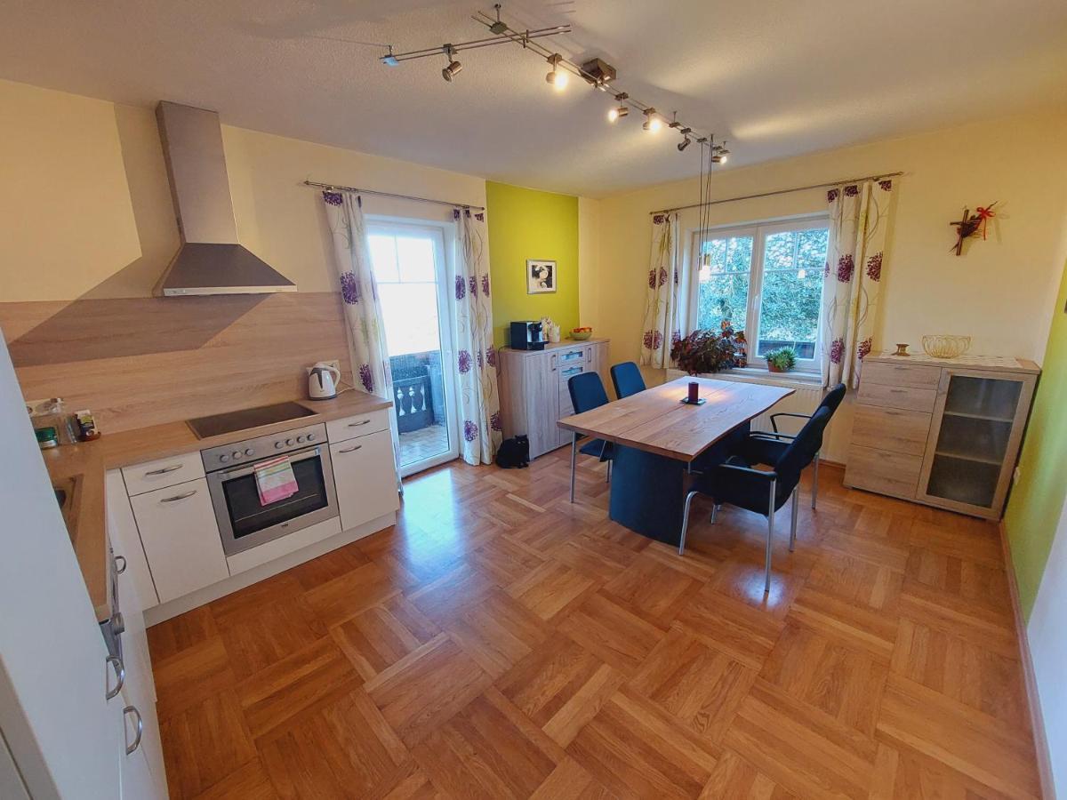 Ferienwohnung Lucy Am Lonitzberg 斯特恩克申艾姆弗尔 外观 照片